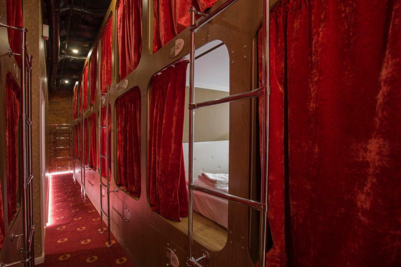 Nevsky Capsule Hotel Sankt Petersburg Zewnętrze zdjęcie